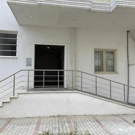 Cns 404 Apartment Golem (Tirana)